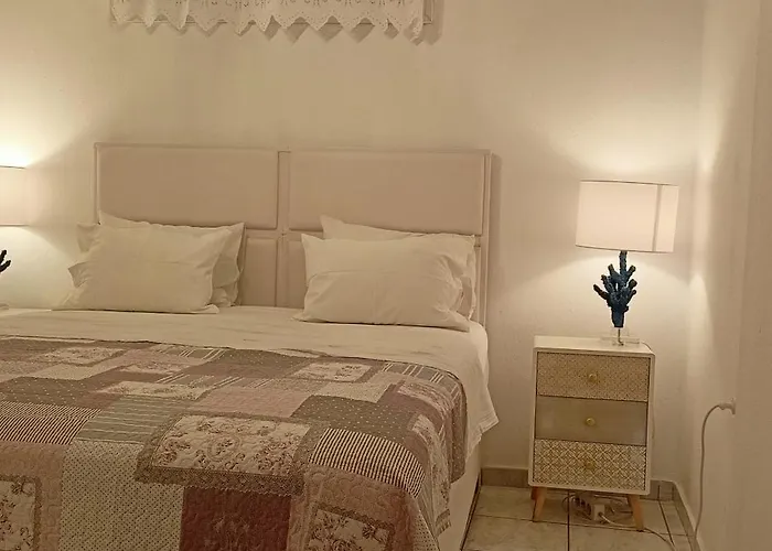 Sea & Forest-cozy With Garden & Nature Views Siviri