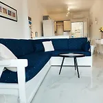Sea & Forest-cozy With Garden & Nature Views *